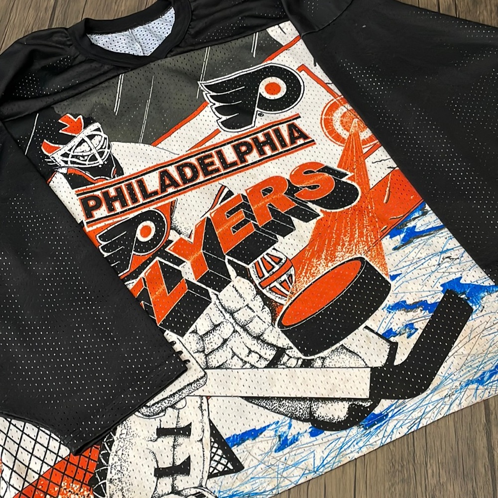 Vintage Philadelphia Flyers Goalie Jersey